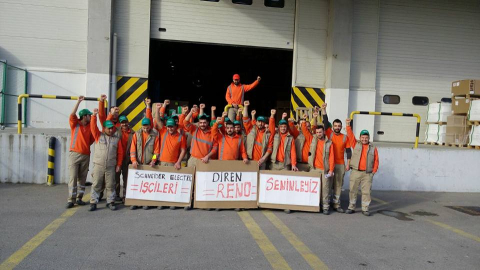 Ülkenin dört bir yanından Renault işçilerine destek mesajları - Foto Haber