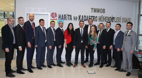 "Harita Mühendisleri'nde" yönetim demokratlarda