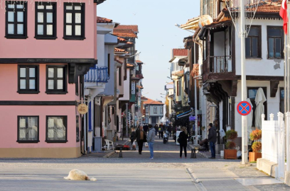 Mudanya Girit Mahallesi esnafı adım atılmasını bekliyor