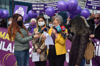 Kadınlara şiddet uygulayanlar elini kolunu sallayarak sokaklarda dolaşıyor