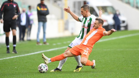 Bursaspor, Adanaspor'a konuk olacak