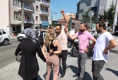 Bursalı gazeteciden kadın dayanışması