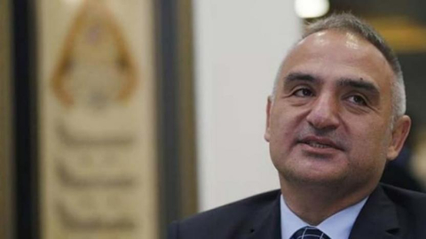 Bakan Ersoy'dan müzik yasağı açıklaması