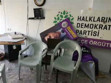Marmaris'te HDP binasına silahlı saldırı