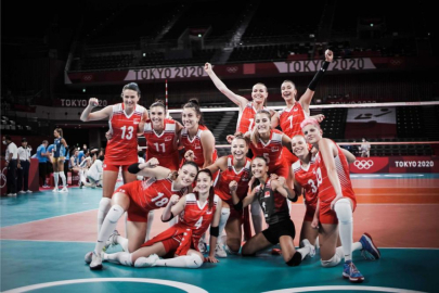 A Milli Kadın Voleybol Takımı, Arjantin'i 3-0 yenerek çeyrek finale yükseldi