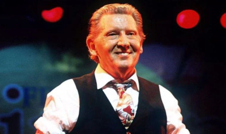 Rock'n Roll'un efsane ismi hayatını kaybetti!