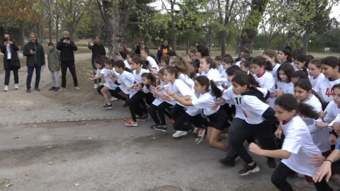 Bursa'da öğrenciler birinci olmak için ter döktü