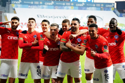 Süper Lig'de Kasımpaşa, Giresunspor'u 5-1 mağlup etti