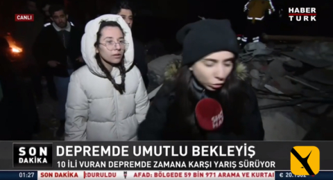 Depremzedeler ‘Ekipler gelmiyor’ deyince, Show TV muhabiri röportajı kesip uzaklaştı