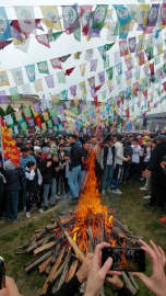 2023 Bursa Newroz'u: "Biz de not alıyoruz, günü gelecek, hesap vereceksiniz"