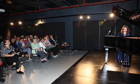 Genç piyanist Bursa'da müzik ziyafeti sundu