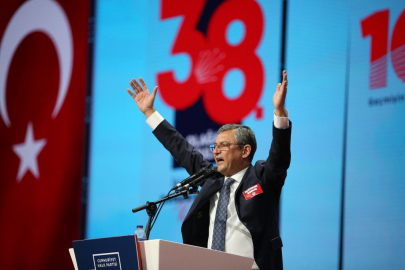 CHP'nin yeni Genel Başkanı Özgür Özel: Seferberlik ilan ediyorum