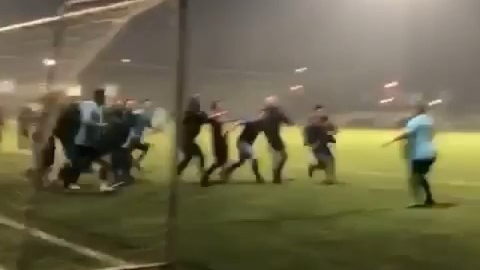 Bursa'da futbol turnuvasında kavga