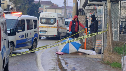Bursa’da yere düşen adam hayatını kaybetti