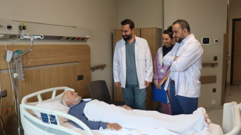 4 kablolu kalp pili tedavisi Bursa Şehir Hastanesi'nde uygulanmaya başladı