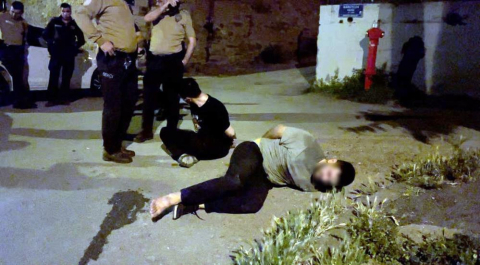 Bursa'da 634 yıllık hastanenin çatısındaki kurşun levhaları çalarken düştü