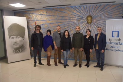 Bursa'da mimarlardan “Kamusal alanlara sahip çık!” çağrısı