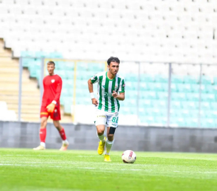 Bursaspor'dan ayrılan Yiğit Fidan, Süper Lig yolunda