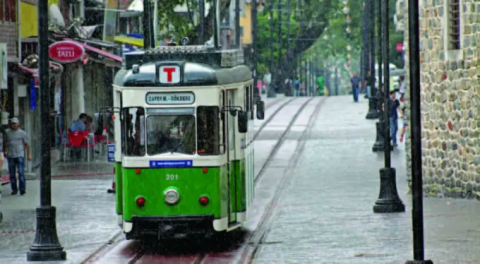 Yangın sonrası Bursa'da Nostaljik Tramvay durduruldu