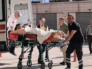 Bursa'da kaynar salça kazanı devrildi, 4 kişi yaralandı