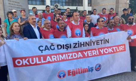 Eğitim İş Genel Merkezi gerici müdüre karşı Bursa'da