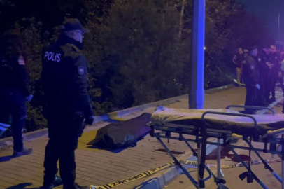 Bursa'da feci kaza: Otomobile çarpan motosikletteki 2 kişi hayatını kaybetti