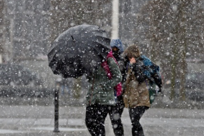 Bursa'ya kar geliyor!