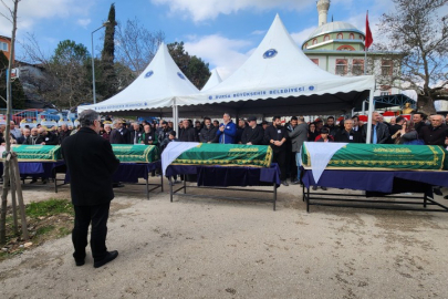 Kartalkaya Katliamı'nda hayatını kaybeden Bursalı aile toprağa verildi