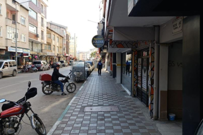 Karacabey’de kaldırım işgalleri son buldu