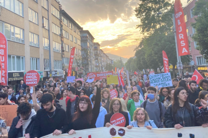 Bursa'da binler tutuklu öğrenciler için yürüdü