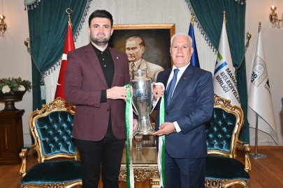 Bursaspor Başkanı Enes Çelik’ten Başkan Mustafa Bozbey’e teşekkür ziyareti