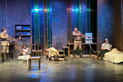 “Bimarhane” seyirciyle buluştu