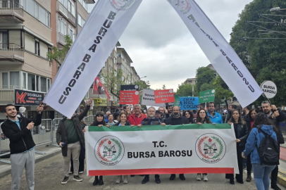 Bursa Barosu: Gerçeğin peşinde koşan basın mensuplarının Dünya Basın Özgürlüğü Günü’nü kutluyoruz