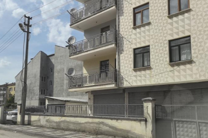 Bursa’da balkondan düşen 6 yaşındaki çocuk yaralandı