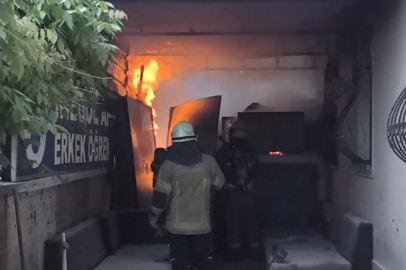 Bursa'da öğrenci yurdunda yangın