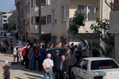 Bursa'da çöp atma kavgası: 1'i ağır 3 yaralı