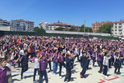 Mudanya'da 820 öğrenci zumba yaptı