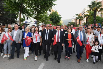 Osmangazi’de omuz omuza 19 Mayıs yürüyüşü