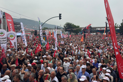 CHP “Millet İradesine Sahip Çıkıyor” mitingini Bursa’da gerçekleştirdi