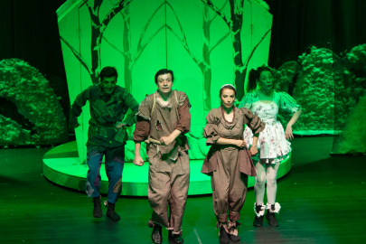 Şehir Tiyatrosu ‘Hansel ve Gretel’i çocuklarla buluşturdu