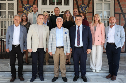 Kardeş şehir Tırnova’dan Mustafa Bozbey’e ziyaret