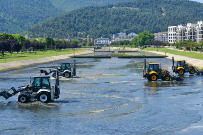 Büyükşehir Belediyesi’nden Hüdavendigar'da dere temizliği