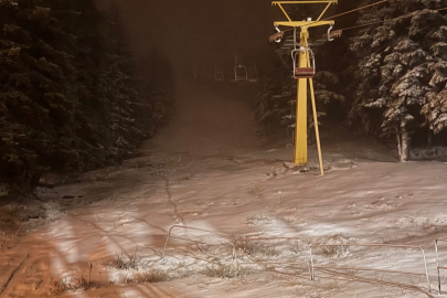 Bursa Uludağ'da kar yağışı etkisini gösteriyor