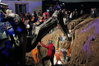 Bursa'da göçük altında kalan 2 kardeş hayatını kaybetti