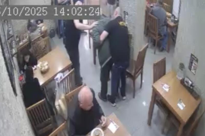 Bursa'da lokantada Heimlich manevrasıyla müşterinin hayatını kurtardı