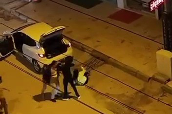 Bursa'da sokak ortasında kadına şiddet