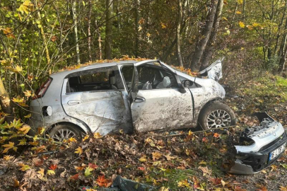 Bursa’da 50 metre arayla iki kaza: Aynı aileden 3 kişi yaralandı