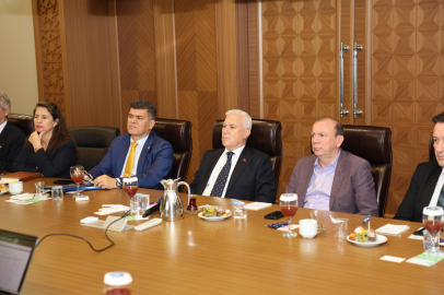 Bozbey: “Su tüketen sanayi tartışılmalı"