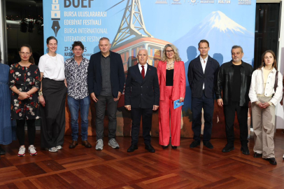 Bursa’da Edebiyat şöleni başladı