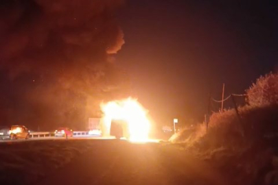 Bursa'da işçileri taşıyan servis otobüsü yandı